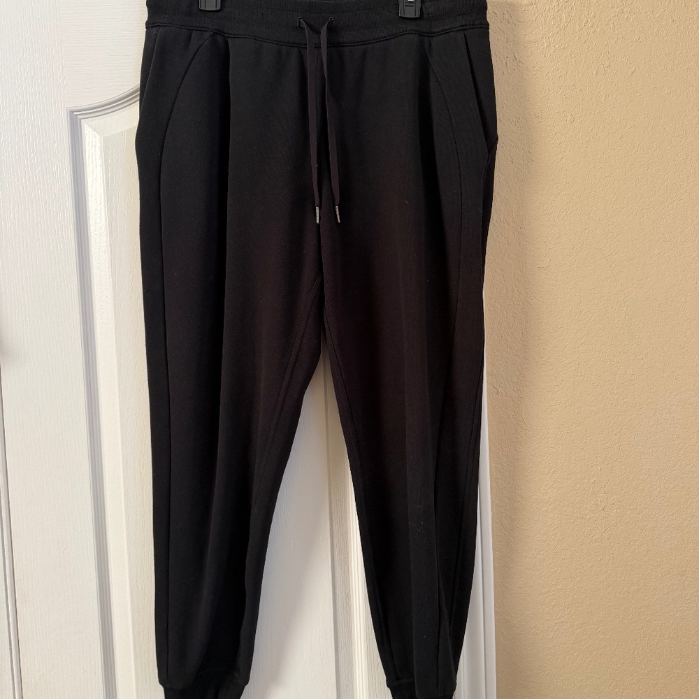 Lululemon women's sweatpants